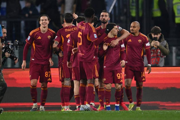 Donyell Malen of A.S. Roma celebrates after scoring the goal of 2-0 during the 24th day of the Serie A Championship between A.S. Roma and Cagliari Calcio at the Olympic Stadium on February 9, 2026 in Rome, Italy.  Copyright: xDomenicoxCippitelli IPAxSportx xipa-agency.netx xx IPA_71196126 IPA_Agency_IPA71196126