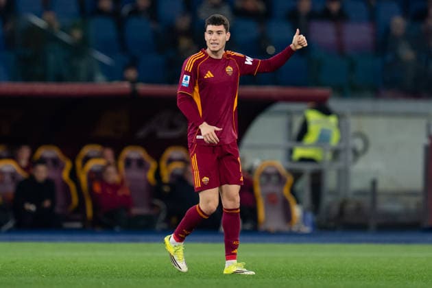 AS Roma v Cagliari Calcio - Serie A Enilive Matias Soule of AS Roma gestures during the serie Serie A Enilive match between AS Roma and Cagliari Calcio at Stadio Olimpico on Febraury 9, 2026 in Rome, Italy Roma Stadio Olimpico Lazio Italy Copyright: xGiuseppexMaffiax SerieA_Roma-Cagliari_0902202609782
