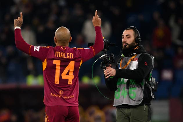 Donyell Malen of AS Roma celebrates after scoring the goal of 2-0 during the Serie A 2025 2026 football match between AS Roma and Cagliari Calcio at Stadio Olimpico in Rome (Italy), February 9, 2026. AndreaxStaccioli
