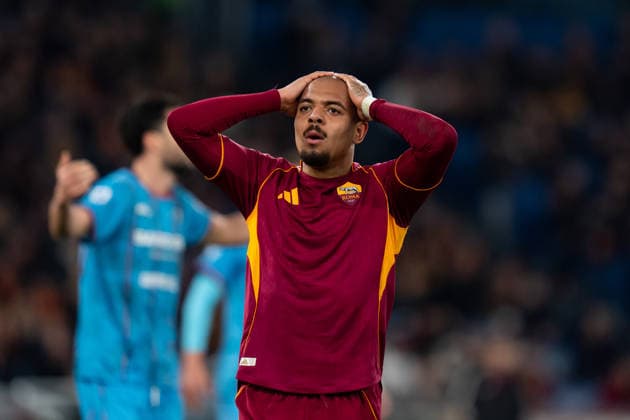 AS Roma v Cagliari Calcio - Serie A Enilive Donyell Malen of AS Roma looks dejected during the serie Serie A Enilive match between AS Roma and Cagliari Calcio at Stadio Olimpico on Febraury 9, 2026 in Rome, Italy Roma Stadio Olimpico Lazio Italy Copyright: xGiuseppexMaffiax SerieA_Roma-Cagliari_0902202602148