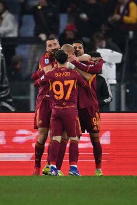 Donyell Malen of A.S. Roma celebrates after scoring the goal of 2-0 during the 24th day of the Serie A Championship between A.S. Roma and Cagliari Calcio at the Olympic Stadium on February 9, 2026 in Rome, Italy.  Copyright: xDomenicoxCippitelli IPAxSportx xipa-agency.netx xx IPA_71196178 IPA_Agency_IPA71196178