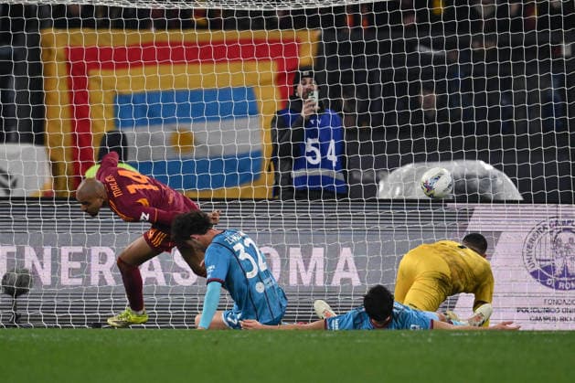 AS Roma v Cagliari Calcio - Serie A Donyell Malen of A.S. Roma scores a goal for 2-0 during the 24th day of the Serie A Championship between A.S. Roma and Cagliari Calcio at the Olympic Stadium in Rome, Italy, on February 9, 2026. Rome Italy Italy  Copyright: xDomenicoxCippitellix originalFilename:cippitelli-asromaca260209_npysE.jpg