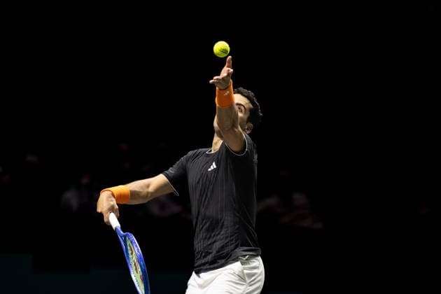 ROTTERDAM, NETHERLANDS - FEBRUARY 09: Jaume Munar of Spain in action against Nicolai Budkov Kjaer of Norway on Day 1 of the ABN AMRO Open at Rotterdam Ahoy on February 9, 2026 in Rotterdam, Netherlands. (Photo by Andy Astfalck) Netherlands Copyright: xAndyxAstfalckx
