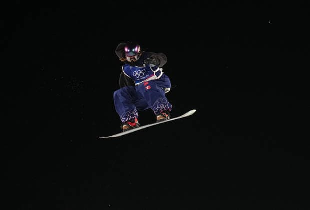 Mia Brookes (Great Britain) competes during the Women s Big Air Snowboard competition on Day 3 of the Milano Cortina 2026 Winter Olympic Games, Olympische Spiele, Olympia, OS at Livigno Snow Park on February 9, 2026 in Livigno, Italy. Thor Wegner DeFodi Images (Photo by DeFodi Images) - *** Mia Brookes Great Britain competes during the Women s Big Air Snowboard competition on Day 3 of the Milano Cortina 2026 Winter Olympic games at Livigno Snow Park on February 9, 2026 in Livigno, Italy Thor Wegner DeFodi Images Photo by DeFodi Images