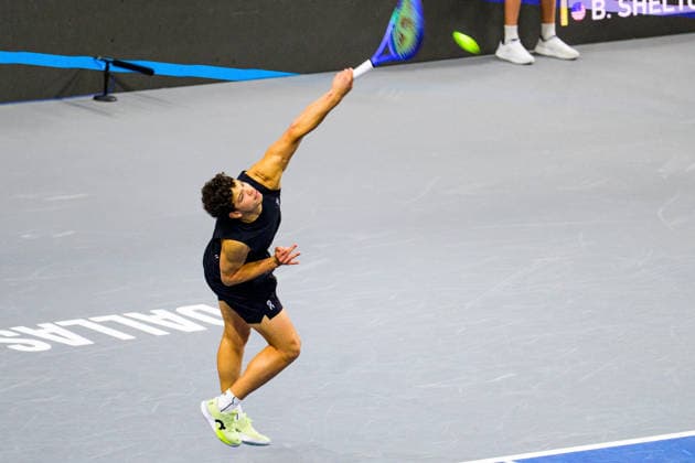 February 9, 2026, Frisco, Texas, USA: BEN SHELTON serving the ball during his doubles match against Grigor Dimitrov & Georgi Georgiev at the Dallas Open round of 16. Ben Shelton & Aleksandar Kovacevic defeat Grigor Dimitrov & Georgi Georgiev in 3 sets. 5:7, 7:6, and 10:3. Frisco USA - ZUMAm348 20260209_znp_m348_003 Copyright: xLuisxRevillaxMatax