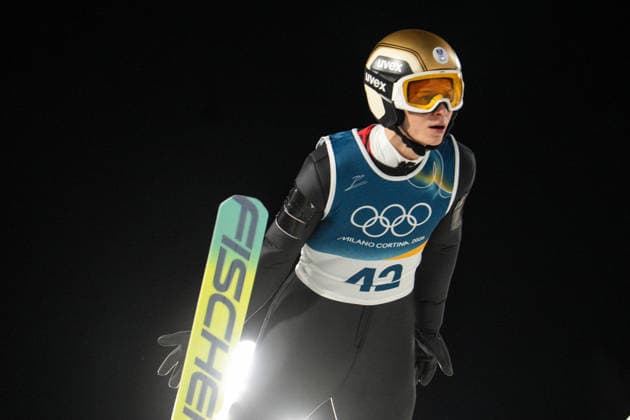 Ski jumping, Skispringen, Ski, nordisch - Milano Cortina 2026 Winter Olympics Day 3 Stephan Embacher during Milano Cortina 2026 Winter Olympics Men™s ski jumping normal hill compettition in Predazzo on February 9, 2026 Predazzo Italy  Copyright: xFotoxOlimpikx originalFilename:jastrzebowski-skijumpi260209_npzKV.jpg