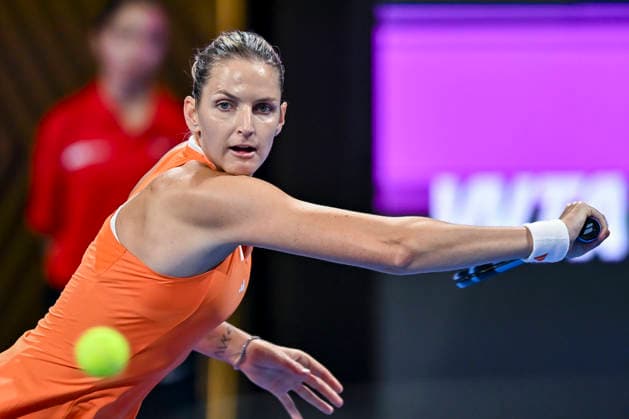 WTA, Tennis Damen Qatar TotalEnergies Open 2026-round of 32 in Doha - 09 Feb 2026 Karolina Pliskova of the Czech Republic plays against Amanda Anisimova of the United States (Not in picture) during their round of 32 match at the WTA Qatar TotalEnergies Open 2026 tennis tournament at the Khalifa International Tennis Complex. Karolina Pliskova won the match after Amanda Anisimova retired, with the score 7-5, 6-7, 4-1. Doha Qatar Copyright: xNoushadxVariyattiyakkalx xSOPAxImagesx NVRITYAKAL3-022