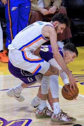 February 9, 2026, Los Angeles, California, USA: Chet Holmgren 7 of the Oklahoma City Thunder steals the ball from Jake LaRavia 12 of the Los Angeles Lakers during their regular season NBA, Basketball Herren, USA game on Monday February 9, 2026 at Crypto.com Arena in Los Angeles, California. ARIANA RUIZ PI Los Angeles USA - ZUMAp124 20260209_zaa_p124_003 Copyright: xArianaxRuizx
