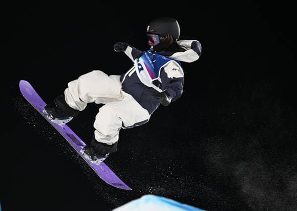 260209 -- LIVIGNO, Feb. 9, 2026 -- Iwabuchi Reira of Japan competes during the snowboard women s big air final match at the Milan-Cortina 2026 Olympic Winter games, Winterspiele,Spiele, Summer games in Livigno, Italy, Feb. 9, 2026. MICO2026ITALY-LIVIGNO-OLYMPIC WINTER GAMES-SNOWBOARD-WOMEN S BIG AIR-FINAL XiaxYifang  (MICO2026)ITALY-LIVIGNO-OLYMPIC WINTER GAMES-SNOWBOARD-WOMEN S BIG AIR-FINAL IMAGO XiaxYifang  imago images 0847199309