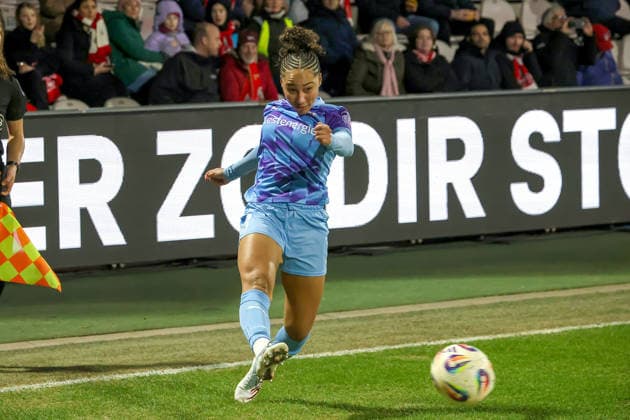 09 02 2026, xsscx, Frauen Fussball, 1 FC Koeln SGS Essen, 1 Fussball Bundesliga, 17 Spieltag, Franz Kremer Stadion, Saison 2025 2026 Vanessa Fürst SGS Essen 8 DFB regulations prohibit any use of photographs as image sequences and or quasi video Photo xSandraxScherningxPressefotoKochx Nordrhein Westfalen Germany