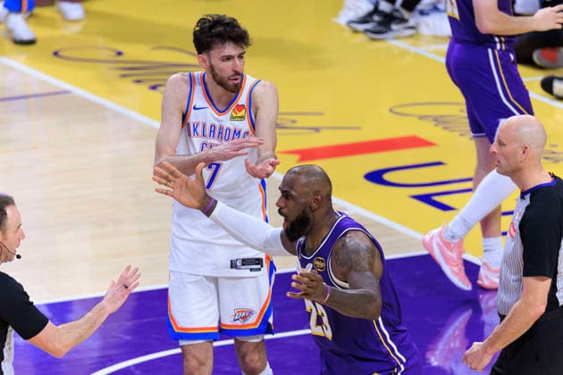 February 9, 2026, Los Angeles, California, USA: LeBron James 23 of the Los Angeles Lakers and Chet Holmgren 7 of the Oklahoma City Thunder argue with the referees during their regular season NBA, Basketball Herren, USA game on Monday February 9, 2026 at Crypto.com Arena in Los Angeles, California. Lakers lose to Thunder, 110-119. ARIANA RUIZ PI Los Angeles USA - ZUMAp124 20260209_zaa_p124_033 Copyright: xArianaxRuizx