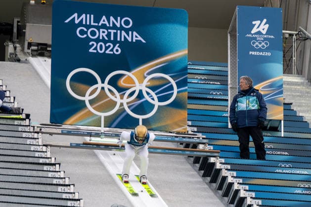 OLYMPICS - Winter Olympic Games, Olympische Spiele, Olympia, OS Milano Cortina 2026 VAL DI FIEMME,ITALY,10.FEB.26 - OLYMPICS, NORDIC SKIING, NORDIC COMBINED, Ski jumping, Skispringen, Ski, nordisch - Winter Olympic Games Milano Cortina 2026, normal hill, training . Image shows Johannes Lamparter (AUT).  GEPAxpictures xOliverxLerch