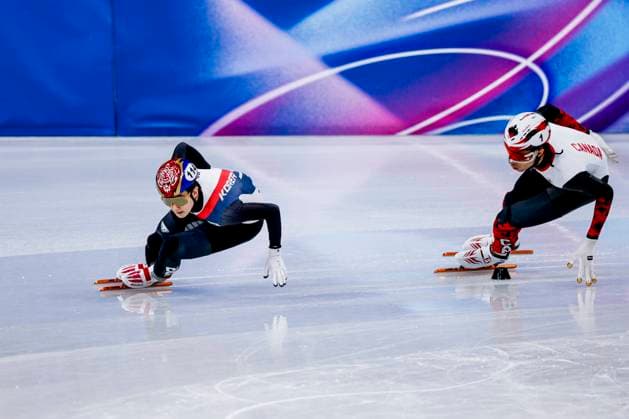 Dong Min Shin of Republic of Korea and William Dandjinou of Canada Men s 1000m, Milano Cortina 2026 Winter Olympics: Day 4, Short Track Speed skating, Eisschnelllauf - Milano Cortina 2026 Winter Olympics: Day 4, Milano Speed Skating Stadium, February 10, 2026, Milan, Italy.