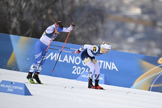 VAL DI FIEMME, ITALY 20260210 Finland s Jasmi Joensuu and Sweden s Jonna Sundling during the women s sprint quarter-final at the Winter Olympics in Val di Fiemme, Italy. *** The image is included in the SPORTS PACKAGE. For others PAYMENT IMAGE *** VAL DI FIEMME ITALY x10430x *** VAL DI FIEMME, ITALY 20260210 Finland s Jasmi Joensuu and Sweden s Jonna Sundling during the women s sprint quarter final at the Winter Olympics in Val di Fiemme, Italy The image is included in the SPORTS PACKAGE For others PAYMENT IMAGE VAL DI FIEMME ITALY x10430x  Copyright: xChristinexOlsson TTx OLYMPICS 2026 SKIING