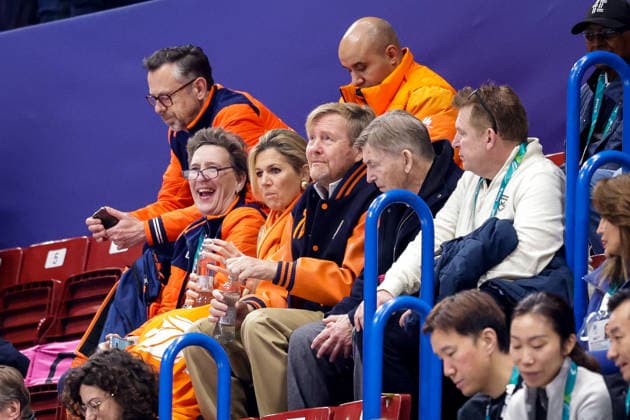 2026-02-10 Short Track Speed skating, Eisschnelllauf - Milano Cortina 2026 Winter Olympics - Day 4 MILAN, ITALY - FEBRUARY 10: Queen Maxima van Oranje of the Netherlands, King Willem-Alexander van Oranje of the Netherlands are watching from the stands while athletes competing in the Women s 500m during Day 4 of Short Track Speed Skating - Milano Cortina 2026 Winter Olympics at Milano Ice Skating Arena on February 10, 2026 in Milan, Italy. (Photo by Joris Verwijst BSR Agency) Milan Italy Content not available for redistribution in The Netherlands directly or indirectly through any third parties. Copyright: xBSRxAgencyx