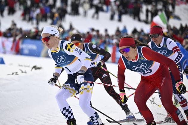 VAL DI FIEMME, ITALY 20260210 Sweden s Linn Svahn and Switzerland s Anja Weber during the women s quarter-final sprint at the Winter Olympics in Val di Fiemme, Italy. *** The image is included in the SPORTS PACKAGE. For others PAYMENT IMAGE *** VAL DI FIEMME ITALY x10430x  Copyright: xChristinexOlsson TTx OLYMPICS 2026 SKIING