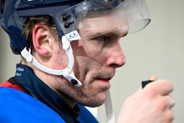 LKS 20260210 Mikko Rantanen during the men s Ice hockey, Eishockey practise of Team Finland at the Santa Giulia icerink in Milan at the Milano Cortina Winter Olympics on February 10, 2026. - EMMI KORHONEN Milano Italy nCVl1qtmYCo  Copyright: xEmmixKorhonenx nCVl1qtmYCo