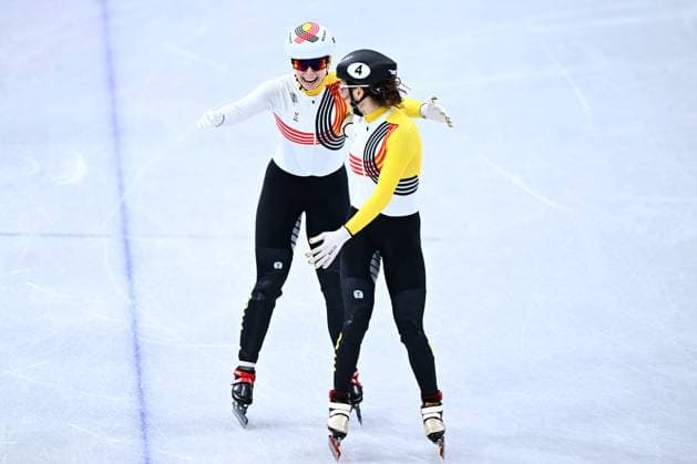 Belgian shorttrack skater Tineke den Dulk and Belgian shorttrack skater Hanne Desmet celebrate after the semifinals of the Mixed Team Relay of the Short Track Speed skating, Eisschnelllauf competition at the Milano Cortina 2026 Olympic Winter games, Winterspiele,Spiele, Summer games on Tuesday 10 February 2026 in Milan, Italy. The XXV Winter Olympics take place from 6 to 22 February 2026 in Italy. JASPERxJACOBS  x162368390x