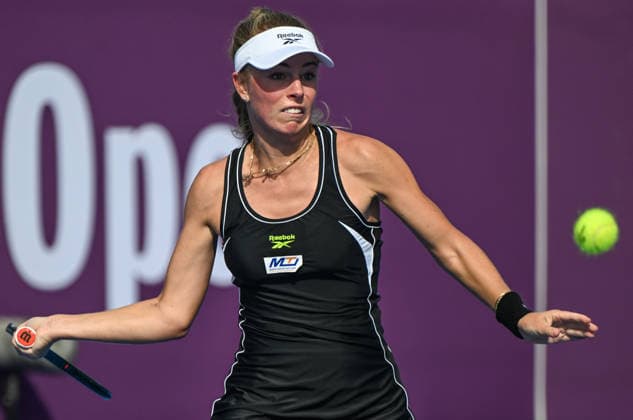 Qatar TotalEnergies Open 2026 - Day Three DOHA, QATAR FEBRUARY 10: Magdalena Frech of Poland in action against Ann Li of the United States in the second round on Day Three of the Qatar TotalEnergies Open, part of the Hologic WTA, Tennis Damen Tour, at the Khalifa International Tennis and Squash Complex on February 10, 2026 in Doha, Qatar. Doha Qatar  Copyright: xArturxWidakx originalFilename:widak-qatartot260210_npcNJ.jpg