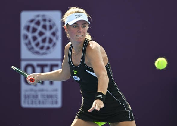 Qatar TotalEnergies Open 2026 - Day Three DOHA, QATAR FEBRUARY 10: Magdalena Frech of Poland in action against Ann Li of the United States in the second round on Day Three of the Qatar TotalEnergies Open, part of the Hologic WTA, Tennis Damen Tour, at the Khalifa International Tennis and Squash Complex on February 10, 2026 in Doha, Qatar. Doha Qatar  Copyright: xArturxWidakx originalFilename:widak-qatartot260210_npVx7.jpg