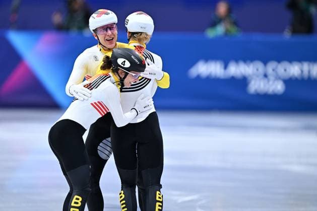 Belgian shorttrack skater Hanne Desmet, Belgian shorttrack skater Ward Petre and Belgian shorttrack skater Tineke den Dulk celebrate a bronze medal in the Final of the Mixed Team Relay of the Short Track Speed skating, Eisschnelllauf competition at the Milano Cortina 2026 Olympic Winter games, Winterspiele,Spiele, Summer games on Tuesday 10 February 2026 in Milan, Italy. The XXV Winter Olympics take place from 6 to 22 February 2026 in Italy. JASPERxJACOBS  x162372575x