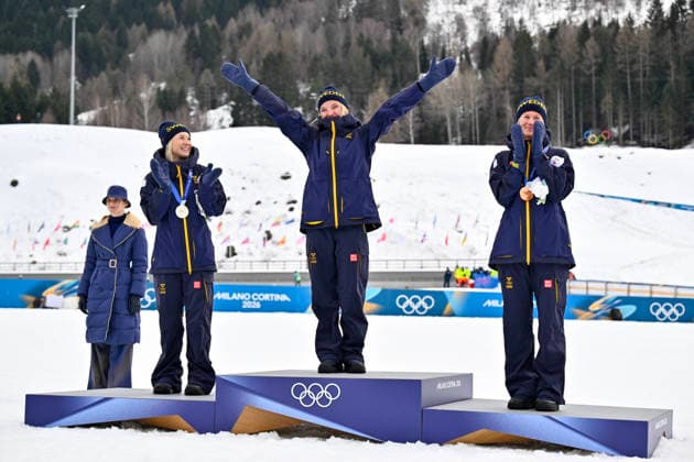 VAL DI FIEMME, ITALY 20260210 Swedish triple: Jonna Sundling, silver, Maja Dahlqvist, bronze, and Linn Svahn, gold, after the women s sprint final during the Winter Olympics in Val di Fiemme, Italy. *** The image is included in the SPORTS PACKAGE. For others PAYMENT IMAGE *** VAL DI FIEMME ITALY x10430x *** VAL DI FIEMME, ITALY 20260210 Swedish triple Jonna Sundling, silver, Maja Dahlqvist, bronze, and Linn Svahn, gold, after the women s sprint final during the Winter Olympics in Val di Fiemme, Italy The image is included in the SPORTS PACKAGE For others PAYMENT IMAGE VAL DI FIEMME ITALY x10430x  Copyright: xChristinexOlsson TTx 2026 OLYMPICS SKIING SPRINT