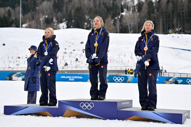 VAL DI FIEMME, ITALY 20260210 Swedish triple: Jonna Sundling, silver, Maja Dahlqvist, bronze, and Linn Svahn, gold, after the women s sprint final during the Winter Olympics in Val di Fiemme, Italy. *** The image is included in the SPORTS PACKAGE. For others PAYMENT IMAGE *** VAL DI FIEMME ITALY x10430x *** VAL DI FIEMME, ITALY 20260210 Swedish triple Jonna Sundling, silver, Maja Dahlqvist, bronze, and Linn Svahn, gold, after the women s sprint final during the Winter Olympics in Val di Fiemme, Italy The image is included in the SPORTS PACKAGE For others PAYMENT IMAGE VAL DI FIEMME ITALY x10430x  Copyright: xChristinexOlsson TTx 2026 OLYMPICS SKIING SPRINT