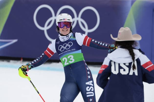 A J Hurt (USA) during the Olympic Winter games, Winterspiele,Spiele, Summer games Milano-Cortina 2026, Alpine Skiing Women s Team Combined Slalom on February 10, 2026 at Tofane Alpine Skiing Centre in Cortina D Ampezzo, Italy  Copyright: xLucianoxMariaxBisi IPAxSportx xipa-agency.netx xx IPA_71221943 IPA_Agency_IPA71221943