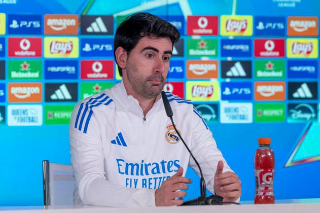 February 10, 2026, Madrid, Madrid, Spain: PAU MARC QUESADA heach coach of Real Madrid Femenino CF speaks to the media during the UEFA Women s Nations League 2025 26 press conference, PK, Pressekonferenz held at the Valdebebas training ground on February 10, 2026, in Madrid, Spain. Madrid Spain - ZUMAc312 20260210_zsp_c312_003 Copyright: xOscarxManuelxSanchezx