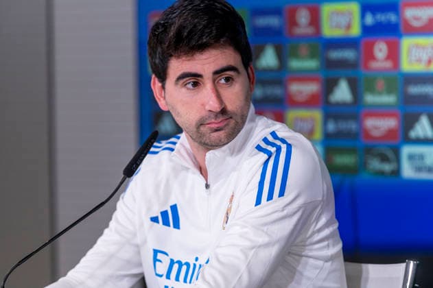 February 10, 2026, Madrid, Madrid, Spain: PAU MARC QUESADA heach coach of Real Madrid Femenino CF speaks to the media during the UEFA Women s Nations League 2025 26 press conference, PK, Pressekonferenz held at the Valdebebas training ground on February 10, 2026, in Madrid, Spain. Madrid Spain - ZUMAc312 20260210_zsp_c312_004 Copyright: xOscarxManuelxSanchezx
