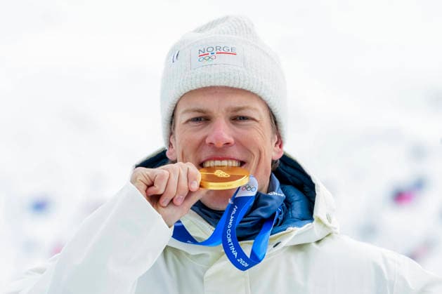 Winter Olympics in Milan Cortina 2026 Val di Fiemme, Italy 20260210. Johannes Hosflot Klaebo from Norway @with the gold medal after the cross-country sprint finals at Tesero stadium during the Winter Olympics in Milano Cortina 2026. Photo: Lise Aserud NTB Val di Fiemme Italy EDITORIAL USE ONLY. RESTRICTED USE FOR BETTING COMPANIES Ref:_SPOMxDj-jFKROU.jpg *** Winter Olympics in Milan Cortina 2026 Val di Fiemme, Italy 20260210 Johannes Hosflot Klaebo from Norway @with the gold medal after the cross country sprint finals at Tesero stadium during the Winter Olympics in Milano Cortina 2026 Photo Lise Aserud NTB Val di Fiemme Italy EDITORIAL USE ONLY RESTRICTED USE FOR BETTING COMPANIES  Copyright: xLisexAserudx xNTBx