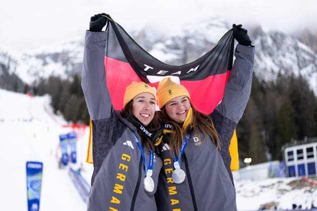 Milano Cortina 2026, Alpine Skiing, Team Combined, Women, Emma Aicher and Kira Weidle-Winkelmann win silver