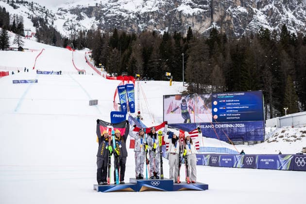 260210 Kira Weidle-Winkelmann and Emma Aicher of Germany, Katharina Huber and Ariane Raedler of Austria, Jacqueline Wiles and Paula Moltzan of United States celebrate after competing in women s team combined alpine skiing during day 4 of the 2026 Winter Olympics on February 10, 2026 in Cortina. Photo: Jon Olav Nesvold BILDBYRAN COP 217 JE0115 alpint alpine skiing Olympic Games, Olympische Spiele, Olympia, OS olympics winter olympics os ol olympiska spel vinter-os olympiske leker milano cortina 2026 milan cortina 2026 milano cortina 2026 olympic games milano cortina 2026 winter olympic games milano cortina-os milano cortina-ol vinter-ol 4 bbeng dam jubel österrike *** 260210 Kira Weidle Winkelmann and Emma Aicher of Germany, Katharina Huber and Ariane Raedler of Austria, Jacqueline Wiles and Paula Moltzan of United States celebrate after competing in women s team combined alpine skiing during day 4 of the 2026 Winter Olympics on February 10, 2026 in Cortina Photo Jon Olav Nesvold BILDBYRAN COP 217 JE0115 alpine alpine skiing olympic games olympics winter olympics os ol olympiska spel vinter os olympiske leker milano cortina 2026 milan cortina 2026 milano cortina 2026 olympic games milano cortina 2026 winter olympic games milano cortina os milano cortina ol vinter ol 4 bbeng dam jubel österrike  Copyright: JONxOLAVxNESVOLD BB260210JE085
