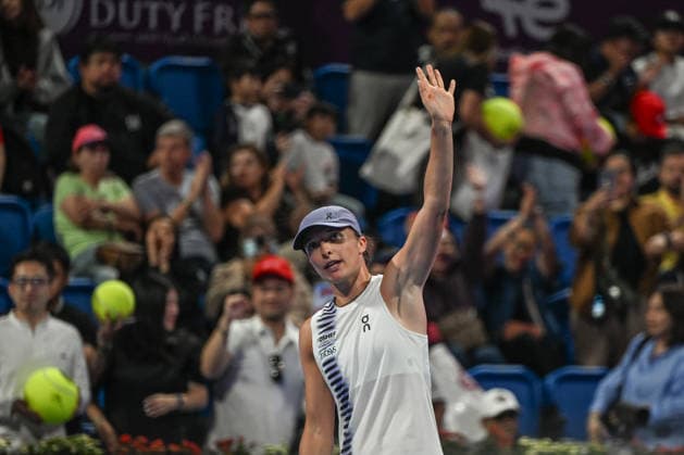 Qatar TotalEnergies Open 2026 - Day Three DOHA, QATAR FEBRUARY 10: Iga Swiatek of Poland celebrates after winning against Janice Tjen of Indonesia in the second round on Day Three of the Qatar TotalEnergies Open, part of the Hologic WTA, Tennis Damen Tour, at the Khalifa International Tennis and Squash Complex on February 10, 2026 in Doha, Qatar. Doha Qatar  Copyright: xArturxWidakx originalFilename:widak-qatartot260210_npNUq.jpg