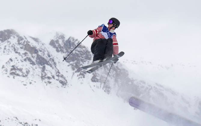 Birk Ruud of Norway competes in the Men s Freeski Slopestyle competition at the Milano Cortina 2026 Winter Olympic Games, Olympische Spiele, Olympia, OS in Livigno, Italy, on Tuesday, February 10, 2026. Birk Ruud of Norway won the gold medal, Alex Hall of the USA won the silver medal and Luca Harrington of New Zealand won the bronze medal.  OLY20260210824 BOBxSTRONG