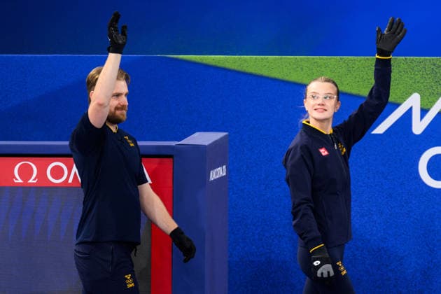 260210 Rasmus Wrana and Isabella Wrana of Sweden ahead of the mixed doubles curling final match during day 4 of the 2026 Winter Olympics on February 10, 2026 in Cortina. Photo: Jon Olav Nesvold BILDBYRAN COP 217 JM0787 bbeng curling Olympic Games, Olympische Spiele, Olympia, OS olympics winter olympics os ol olympiska spel vinter-os olympiske leker milano cortina 2026 milan cortina 2026 milano cortina 2026 olympic games milano cortina 2026 winter olympic games milano cortina-os milano cortina-ol vinter-ol final sverige sweden usa united states *** 260210 Rasmus Wrana and Isabella Wrana of Sweden ahead of the mixed doubles curling final match during day 4 of the 2026 Winter Olympics on February 10, 2026 in Cortina Photo Jon Olav Nesvold BILDBYRAN COP 217 JM0787 bbeng curling olympic games olympics winter olympics os ol olympiska spel vinter os olympiske leker milano cortina 2026 milan cortina 2026 milano cortina 2026 olympic games milano cortina 2026 winter olympic games milano cortina os milano cortina ol vinter ol final sverige sweden usa united states  Copyright: JONxOLAVxNESVOLD BB260210JE087