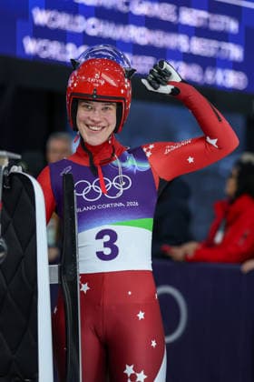 Olympische Winterspiele Milano Cortina 2026 Rennrodeln Einsitzer Frauen am 10.02.2026 im Cortina Sliding Centre in Cortina d™Ampezzo Elina Bota ( Lettland ) *** Olympic Winter Games Milano Cortina 2026 Luge Single Seater Women on 10 02 2026 at the Cortina Sliding Center in Cortina d™Ampezzo Elina Bota Latvia xMSx