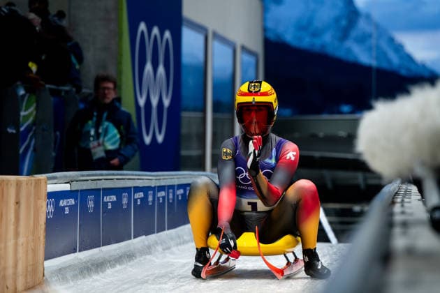 TAUBITZ Julia (Deutschland) im Ziel, ITA, Olympische Spiele Milano Cortina 2026, Olympia, Rodeln Frauen Einzel, 10.02.2026 ITA, Olympische Spiele Milano Cortina 2026, Olympia, Rodeln Frauen Einzel, 10.02.2026 Cortina d Ampezzo *** TAUBITZ Julia Germany at the finish, ITA, Olympic Games Milano Cortina 2026, Olympia, Luge Women Individual, 10 02 2026 ITA, Olympic Games Milano Cortina 2026, Olympia, Luge Women Individual, 10 02 2026 Cortina d Ampezzo Copyright: xEibner-Pressefoto Memmlerx EP_MMR