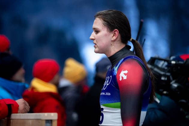 FRAEBEL Merle Malou (Deutschland) aergert sich im Ziel ueber einen Fahrfehler, ITA, Olympische Spiele Milano Cortina 2026, Olympia, Rodeln Frauen Einzel, 10.02.2026 ITA, Olympische Spiele Milano Cortina 2026, Olympia, Rodeln Frauen Einzel, 10.02.2026 Cortina d Ampezzo *** FRAEBEL Merle Malou Germany is annoyed about a mistake at the finish, ITA, Olympic Games Milano Cortina 2026, Olympia, Luge Women Individual, 10 02 2026 ITA, Olympic Games Milano Cortina 2026, Olympia, Luge Women Individual, 10 02 2026 Cortina d Ampezzo Copyright: xEibner-Pressefoto Memmlerx EP_MMR