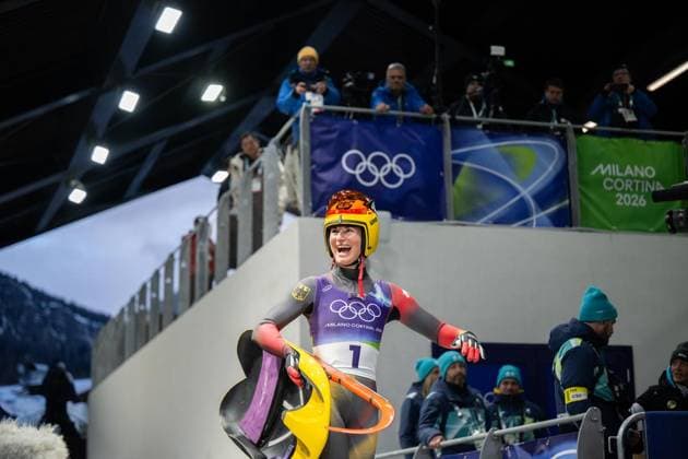 MILANO CORTINA 2026 - OLYMPISCHE WINTERSPIELE - CORTINA D™AMPEZZO - RODELN - FRAUEN EINZEL ** NUR FÜR REDAKTIONELLE ZWECKE ** EDITORIAL USE ONLY **<p>10 02 2026-Cortina d™Ampezzo: Olympische Winterspiele Milano Cortina 2026 Rodeln Cortina Sliding Centre Event: Frauen Einzel 3.-4. Lauf im Foto: Julia Taubitz 1 (Deutschland) jubelt nach dem 3. Lauf ( Italien Venetien Cortina d™Ampezzo Copyright: SaschaxFromm *** MILANO CORTINA 2026 OLYMPIC WINTER GAMES CORTINA D™AMPEZZO LUNGING WOMEN SINGLE FOR EDITORIAL PURPOSES ONLY p 10 02 2026 Cortina d™Ampezzo Olympic Winter Games Milano Cortina 2026 Luge Cortina Sliding Centre Event Women Single 3 4 Run in photo Julia Taubitz 1 Germany cheering after the 3 run Italy Veneto Cortina d™Ampezzo Copyright SaschaxFromm Copyright: SaschaxFromm doc84in7thl2m029i5tanz ,EDITORIAL USE ONLY