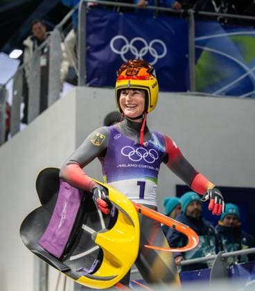 MILANO CORTINA 2026 - OLYMPISCHE WINTERSPIELE - CORTINA D™AMPEZZO - RODELN - FRAUEN EINZEL ** NUR FÜR REDAKTIONELLE ZWECKE ** EDITORIAL USE ONLY **<p>10 02 2026-Cortina d™Ampezzo: Olympische Winterspiele Milano Cortina 2026 Rodeln Cortina Sliding Centre Event: Frauen Einzel 3.-4. Lauf im Foto: Julia Taubitz 1 (Deutschland) jubelt nach dem 3. Lauf ( Italien Venetien Cortina d™Ampezzo Copyright: SaschaxFromm *** MILANO CORTINA 2026 OLYMPIC WINTER GAMES CORTINA D™AMPEZZO LUNGING WOMEN SINGLE FOR EDITORIAL PURPOSES ONLY p 10 02 2026 Cortina d™Ampezzo Olympic Winter Games Milano Cortina 2026 Luge Cortina Sliding Centre Event Women Single 3 4 Run in photo Julia Taubitz 1 Germany cheering after the 3 run Italy Veneto Cortina d™Ampezzo Copyright SaschaxFromm Copyright: SaschaxFromm doc84in7v5ivt0pbqoa8kr ,EDITORIAL USE ONLY