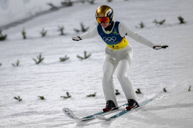 OLYMPICS - Winter Olympic Games, Olympische Spiele, Olympia, OS Milano Cortina 2026 VAL DI FIEMME,ITALY,10.FEB.26 - OLYMPICS, Ski jumping, Skispringen, Ski, nordisch - Winter Olympic Games Milano Cortina 2026, normal hill, mixed team. Image shows Anna Twardosz (POL).  GEPAxpictures xOliverxLerch