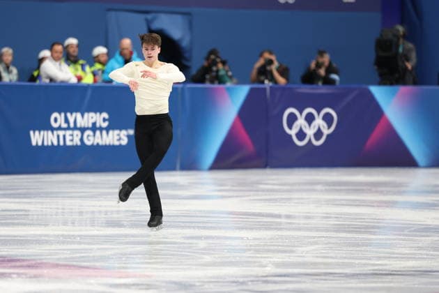Winter Olympics - Men s Single Skating - Short Program Maxim Naumov of Team United States of Team United States competes in Men s Single Skating - Short Program on day four of the Milano Cortina 2026 Winter Olympic Games, Olympische Spiele, Olympia, OS at Milano Ice Skating Arena on February 10, 2026 in Milan, Italy. Photo by Alexis Jumeau ABACAPRESS.COM Milan Italy  Copyright: xJumeauxAlexis ABACAx