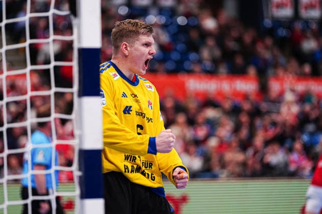 Cheers after parade Robin Haug Handball Sport Verein Hamburg, 16 GER, Handball Sport Verein Hamburg vs SC DHfK Leipzig, Handball, 1 Bundesliga, Matchday 20, Season 2025 2026, 10 02 2026 GER, Handball Sport Verein Hamburg vs SC DHfK Leipzig, Handball, 1 Bundesliga, Matchday 20, Season 2025 2026, 10 02 2026 Hamburg Copyright: xEibner-Pressefoto MarcelxvonxFehrnx EP_MFN