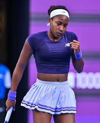 February 10, 2026, Doha, Qatar: Coco Gauff of the United States plays against Elisabetta Cocciaretto of Italy (Not Seen) during their round of 32 match at the WTA, Tennis Damen Qatar TotalEnergies Open 2026 tennis tournament at the Khalifa International Tennis Complex. .?? Elisabetta Cocciaretto won against Coco Gauff 6-4,6-2 WTA Qatar TotalEnergies Open 2026-Round Of 32 In Doha, Qatar - 10 Feb 2026  - ZUMAs197 20260210_aaa_s197_083 Copyright: xNoushadxVariyattiyakkalx
