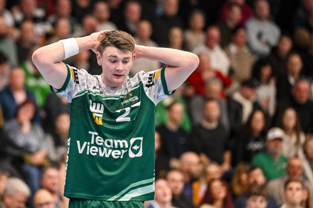Goeppingen, Germany, 10 02 26 Oskar Sunnefeldt FRISCH AUF Goeppingen looks dejected during the Daikin Handball Bundesliga match between FRISCH AUF Goeppingen vs GWD Minden at EWS Arena on February 10, 2026 in Goeppingen, Germany Photo by Harry Langer DeFodi Images Goeppingen, Germany, 10 02 26 Oskar Sunnefeldt FRISCH AUF Goeppingen looks dejected during the Daikin Handball Bundesliga match between FRISCH AUF Goeppingen vs GWD Minden at EWS Arena on February 10, 2026 in Goeppingen, Germany Photo by Harry Langer DeFodi Images Photo by Harry Langer DeFodi Images
