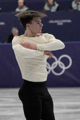 Maxim Naumov of United States performs his routine during the Men s Single Short Program Figure skating, Eiskunstlauf competition at the Milano Figure Skating Arena in Milan, Italy on Tuesday, February 10, 2026.  OLY20260210181 RichardxEllis