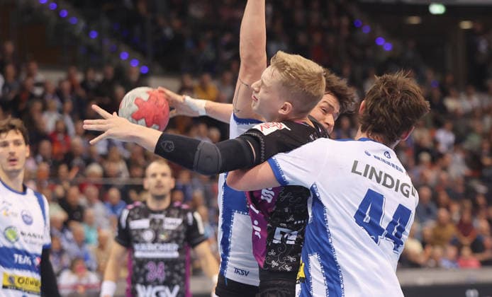 Stuttgart , Handball Daikin Bundesliga TVB Stuttgart vs ThSV Eisenach Torben Matzken TVB