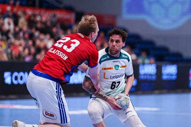 Einar Olafsson Handball Sport Verein Hamburg, 23 , Dean Bombac SC DHfK Leipzig, 67 GER, Handball Sport Verein Hamburg vs SC DHfK Leipzig, Handball, 1 Bundesliga, Matchday 20, Season 2025 2026, 10 02 2026 GER, Handball Sport Verein Hamburg vs SC DHfK Leipzig, Handball, 1 Bundesliga, Matchday 20, Season 2025 2026, 10 02 2026 Hamburg Copyright: xEibner-Pressefoto MarcelxvonxFehrnx EP_MFN