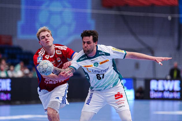 Einar Olafsson Handball Sport Verein Hamburg, 23 , Dean Bombac SC DHfK Leipzig, 67 GER, Handball Sport Verein Hamburg vs SC DHfK Leipzig, Handball, 1 Bundesliga, Matchday 20, Season 2025 2026, 10 02 2026 GER, Handball Sport Verein Hamburg vs SC DHfK Leipzig, Handball, 1 Bundesliga, Matchday 20, Season 2025 2026, 10 02 2026 Hamburg Copyright: xEibner-Pressefoto MarcelxvonxFehrnx EP_MFN